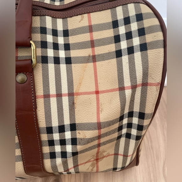 BURBERRY vintage 
BROWN HAYMARKET CHECK COATED CANVAS DUFFLE BAG - Picture 5 of 16
